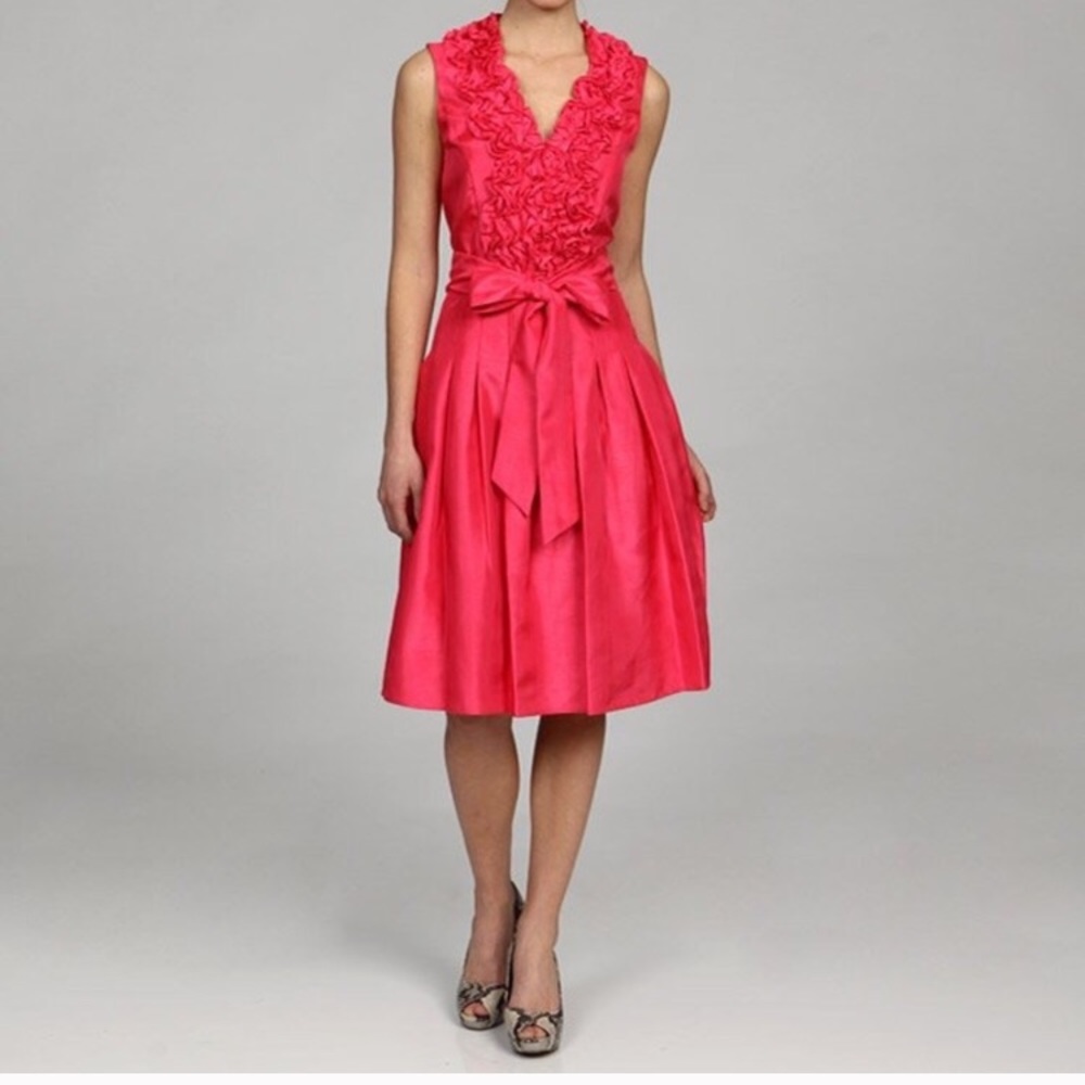 *Beautiful Valentine’s Day Cocktail Dress*